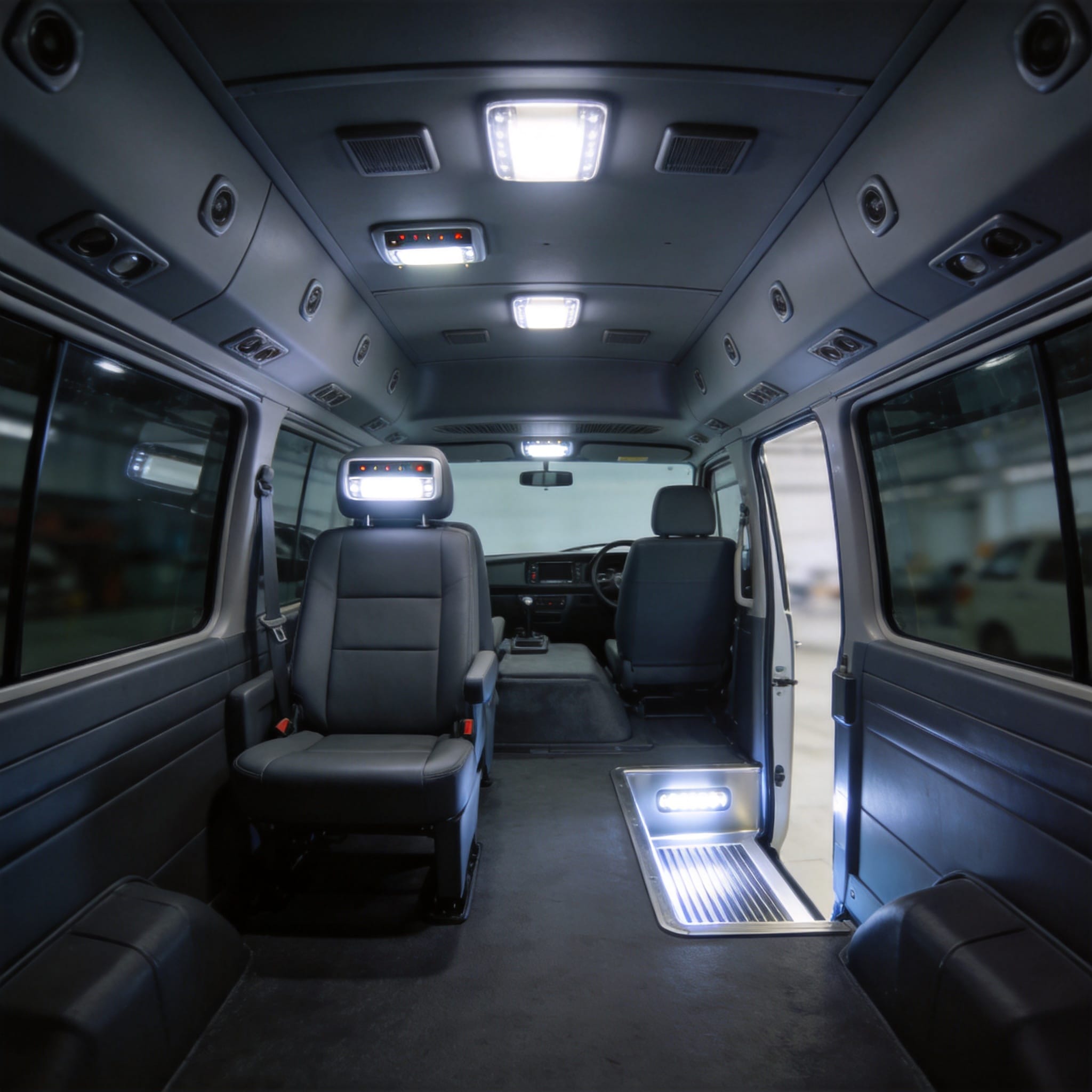 guide d'éclairage intérieur de la Toyota Coaster