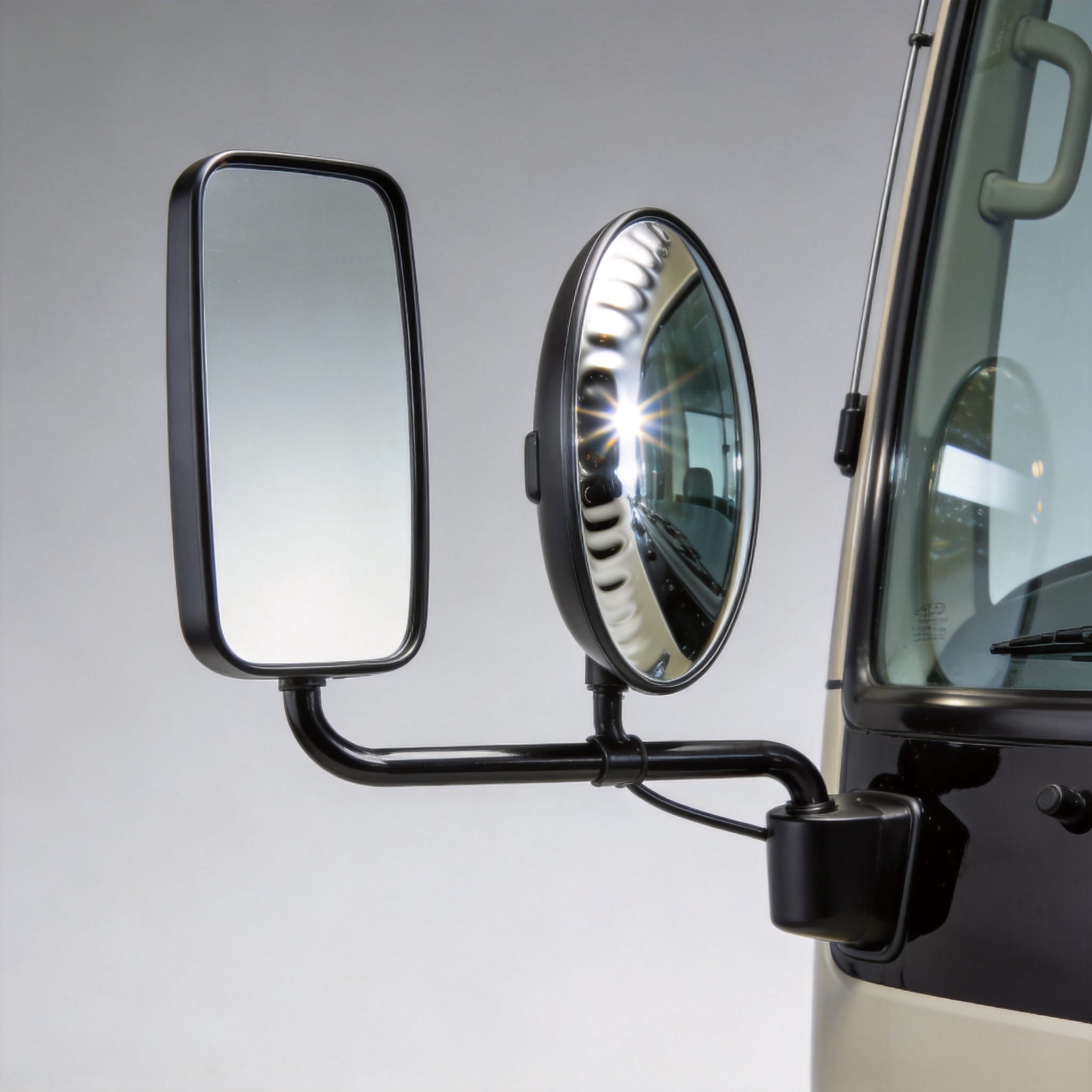 Toyota Coaster mirror application guide